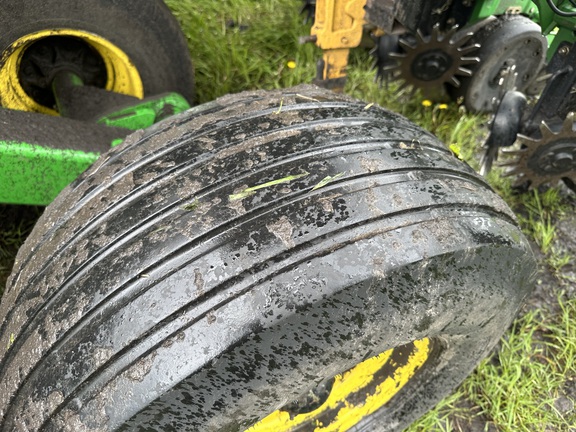 2009 John Deere DB44 Planter