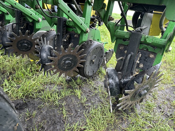 2009 John Deere DB44 Planter