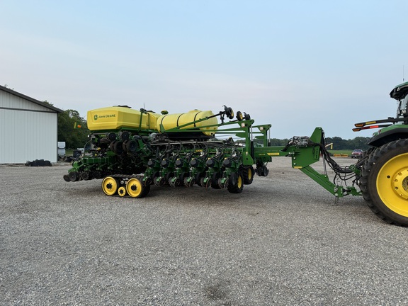 2022 John Deere DB44 Planter