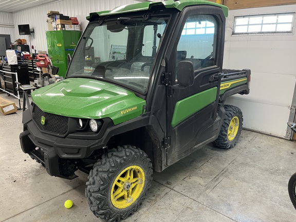 2022 John Deere XUV 835R ATV