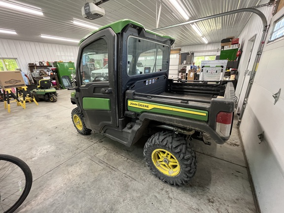 2022 John Deere XUV 835R ATV