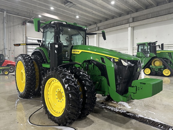 2023 John Deere 8R 370 Tractor