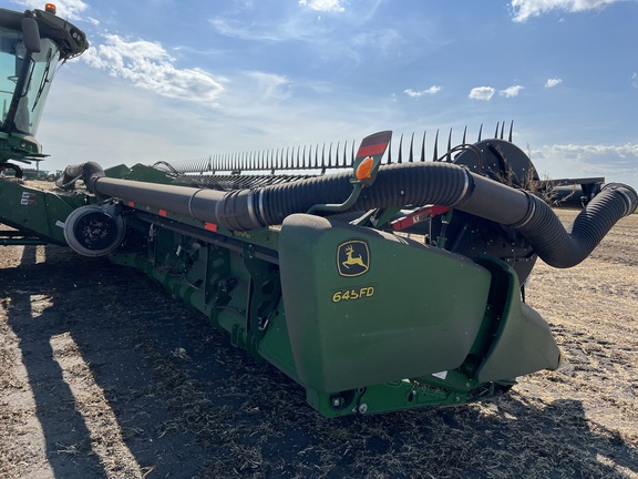 2018 John Deere 645FD Header Combine