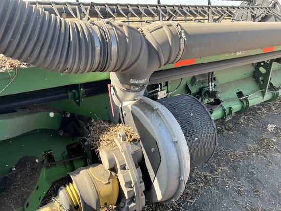 2018 John Deere 645FD Header Combine