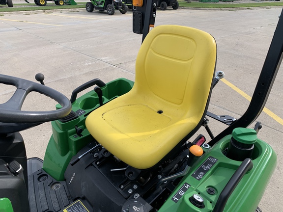 2022 John Deere 1023E Tractor Compact