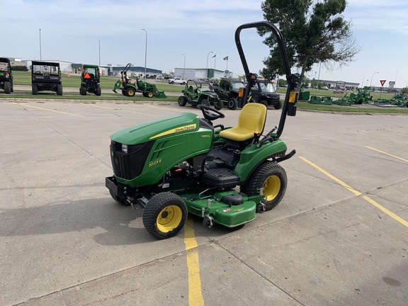 2022 John Deere 1023E Tractor Compact