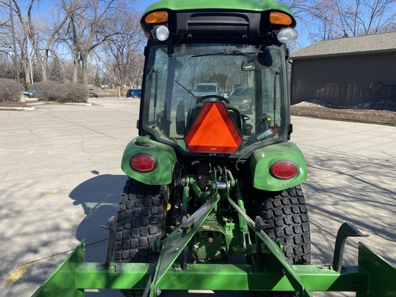 2016 John Deere 3033R Tractor Compact