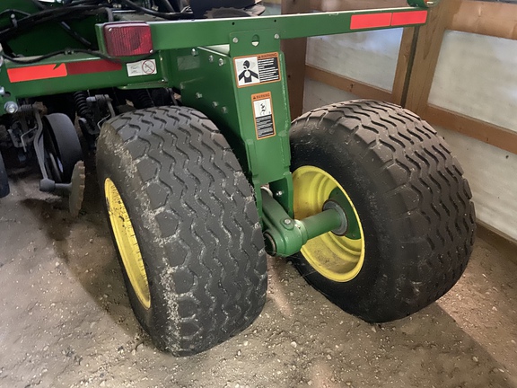 2023 John Deere N560 Air Seeder