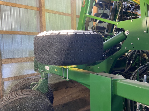 2023 John Deere N560 Air Seeder