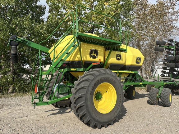 2023 John Deere N560 Air Seeder