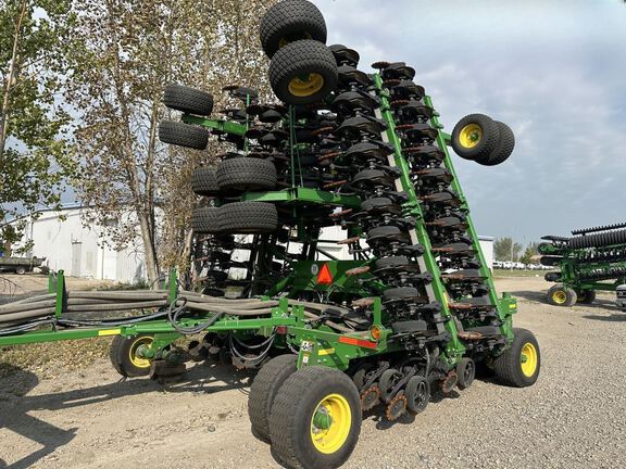 2023 John Deere N560 Air Seeder