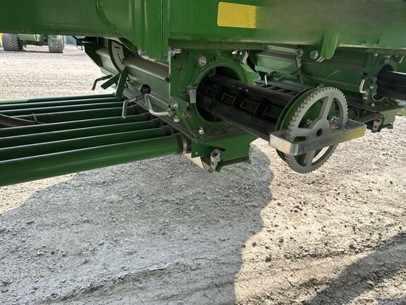 2023 John Deere N560 Air Seeder
