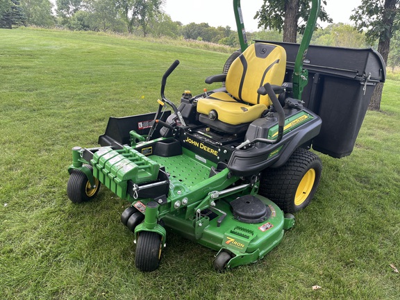 2021 John Deere Z950M Mower/Zero Turn