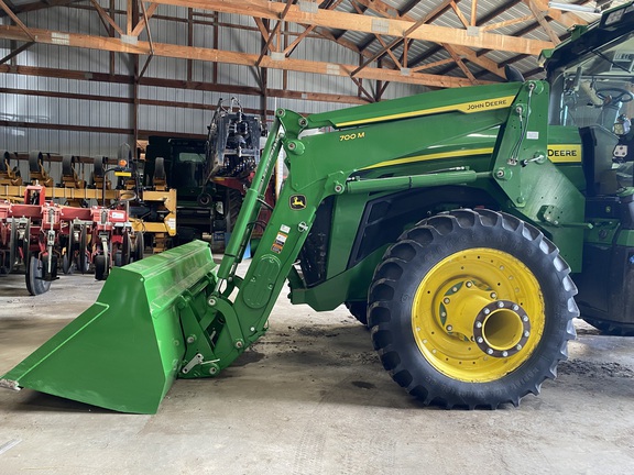 2022 John Deere 700M Loader