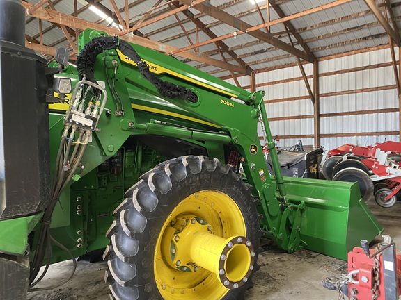 2022 John Deere 700M Loader