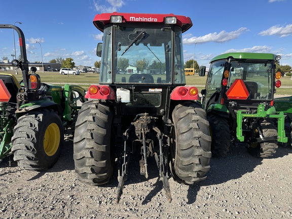 2018 Mahindra 2555 Tractor