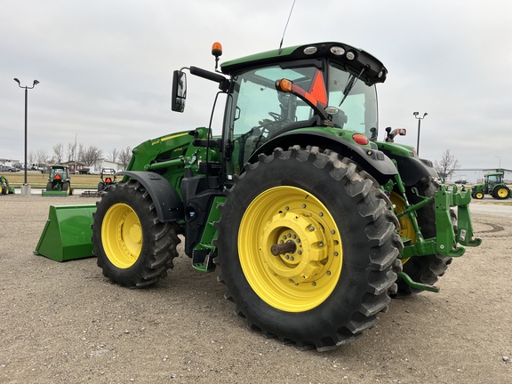 2017 John Deere 6175R Tractor