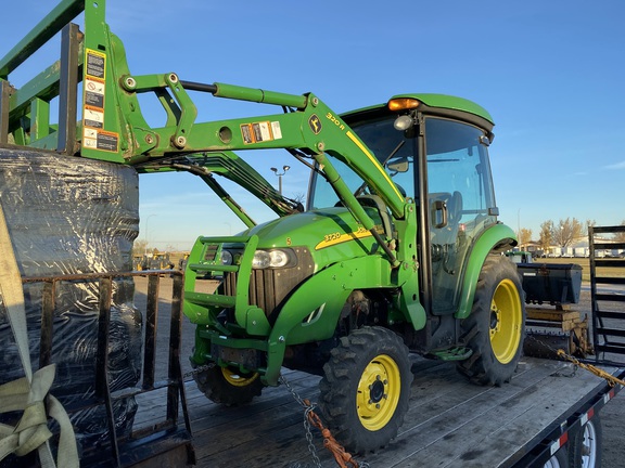 2007 John Deere 3720 Tractor Compact