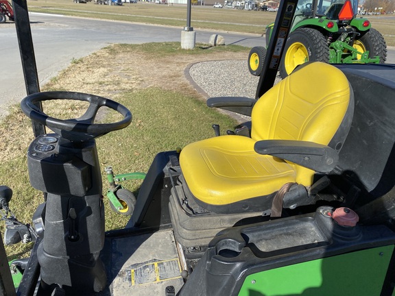 2015 John Deere 1600 Mower/Front Deck