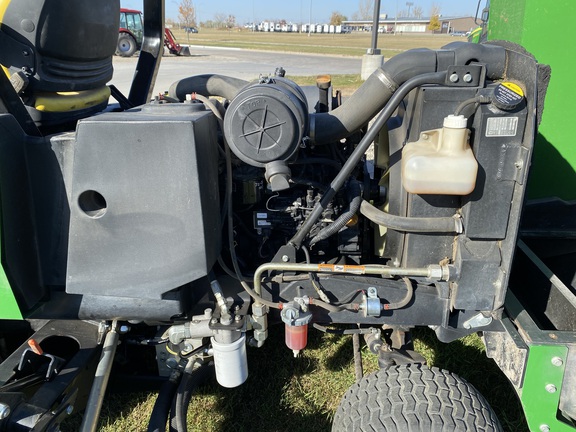 2015 John Deere 1600 Mower/Front Deck