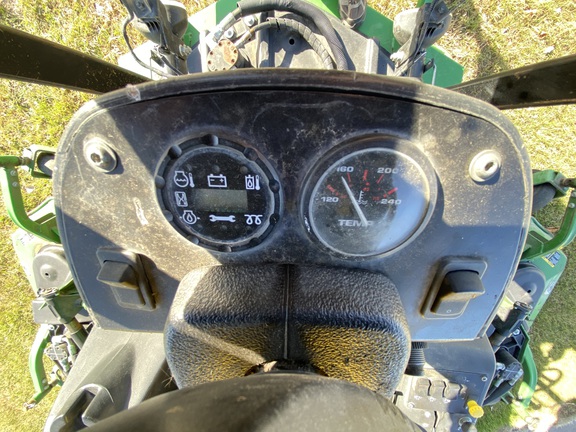 2015 John Deere 1600 Mower/Front Deck