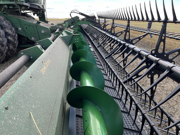 2022 John Deere HD45F Header Combine