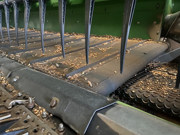 2019 John Deere 745FD Header Combine