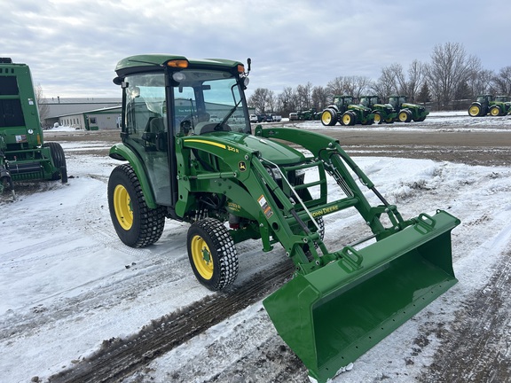 2016 John Deere 3033R Tractor Compact