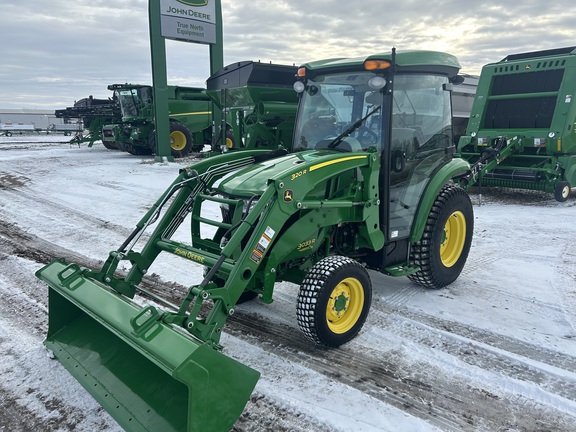 2016 John Deere 3033R Tractor Compact