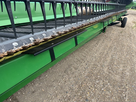 2024 John Deere RD40F Header Combine