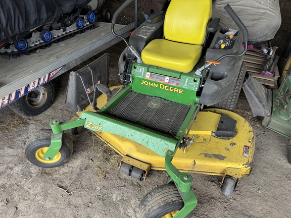 2012 John Deere Z665 Mower/Zero Turn