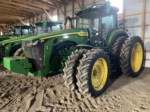 2023 John Deere 8R 370 Tractor