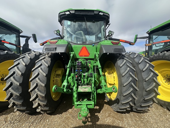 2023 John Deere 8R 370 Tractor
