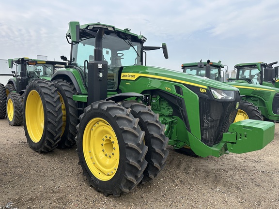 2023 John Deere 8R 370 Tractor