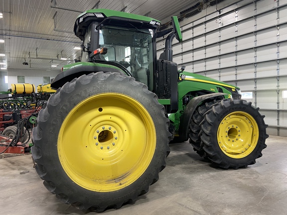 2023 John Deere 8R 370 Tractor