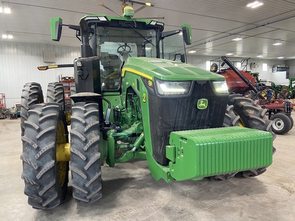 2023 John Deere 8R 370 Tractor