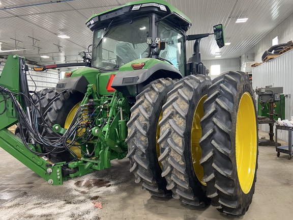 2023 John Deere 8R 370 Tractor