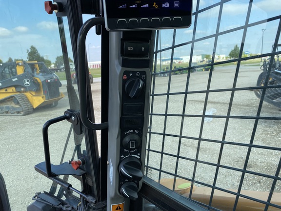 2021 Case TV370B Compact Track Loader