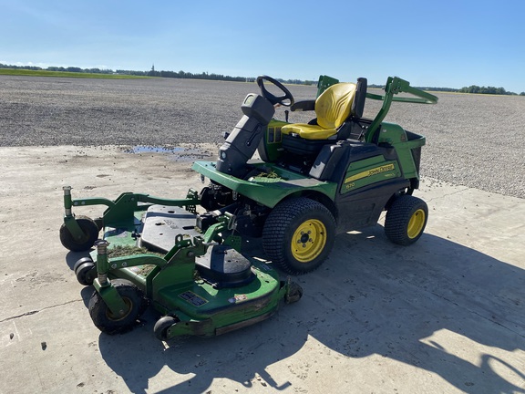 2020 John Deere 1570 Mower/Front Deck