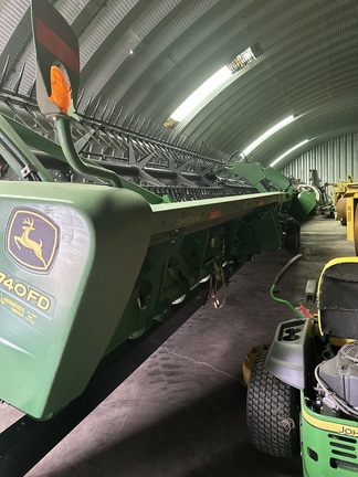 2019 John Deere 740FD Header Combine
