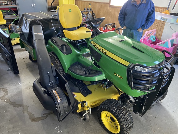 2021 John Deere X739 Garden Tractor