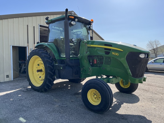 2010 John Deere 7630 Tractor