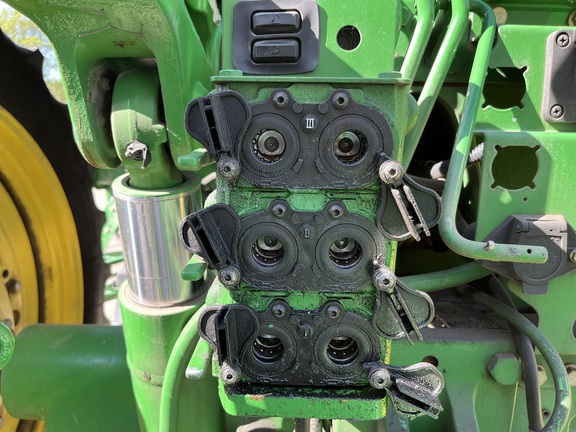 2010 John Deere 7630 Tractor