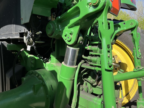 2010 John Deere 7630 Tractor