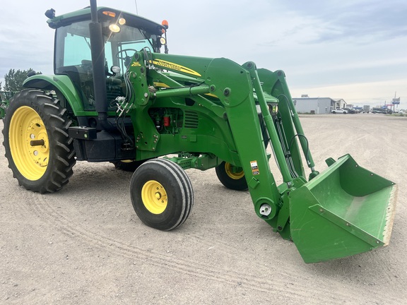 2010 John Deere 7630 Tractor