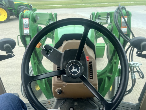 2010 John Deere 7630 Tractor