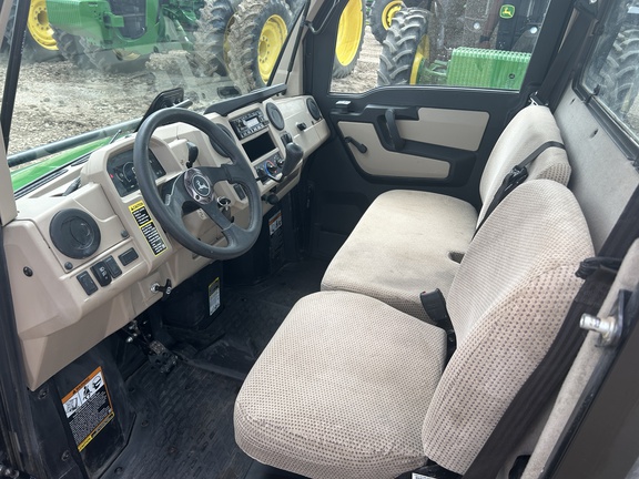 2020 John Deere XUV 835R ATV