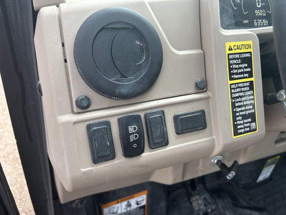 2020 John Deere XUV 835R ATV