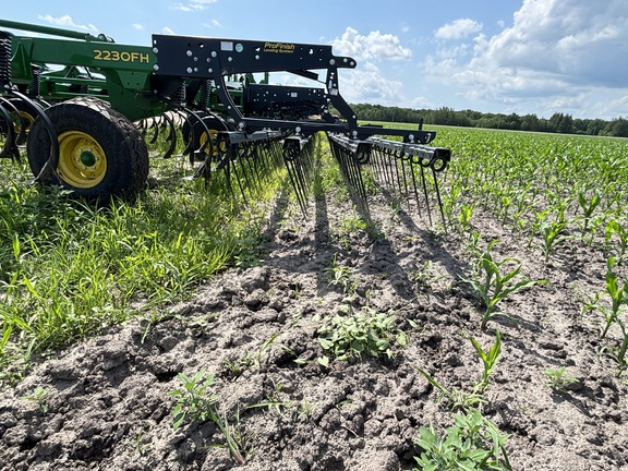 2024 John Deere 2230 Field Cultivator