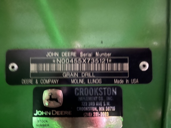 2010 John Deere 455 Drill